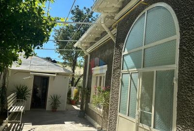 Casa 5 camere, caramida, Teren - 250 mp, zona Centrala - 12