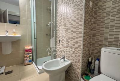 Apartament cu 3 camere semidecomandat, mobilat în Circumvalațiunii - 8