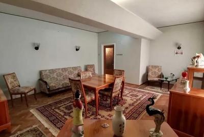 Vanzare apartament 4 camere, zona Sud - 2