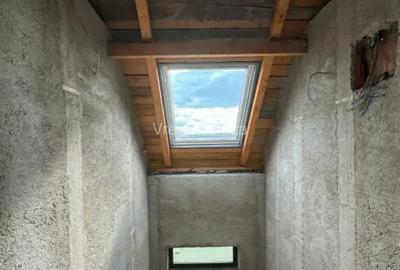 Vand casa moderna la gri - spatiu generos, materiale premium - 9