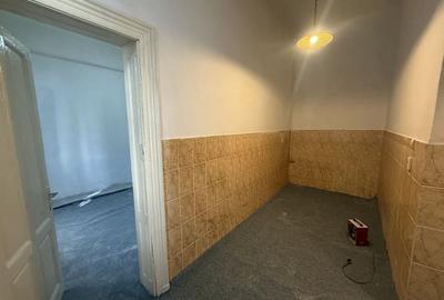 Oferta zilei !!! Garsoniera 33.4 mp utili in Vila - Zona Parcul Carol - 7