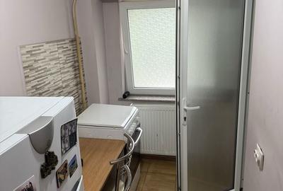 Garsonieră decomandată în Central - 4