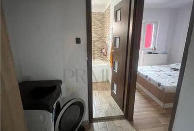 Apartament cu 3 camere semidecomandat în UMT - 8
