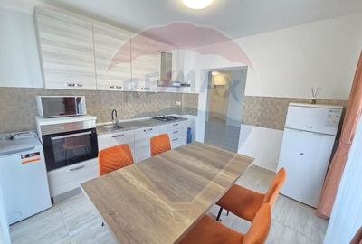 Apartament cu 3 camere decomandat, mobilat în Nufărul - 31