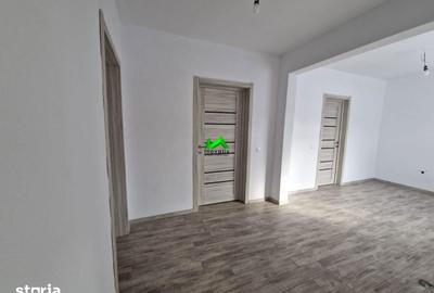 Casă cu 5 camere cu Teren 723 Mp în Cristian - 9