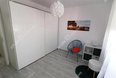 Apartament 3 camere decomandate balcon parcare zona Calea Cisnadiei - 2