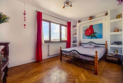 Apartament cu 3 camere semidecomandat în Central - 5