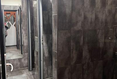 Spațiu comercial, de 80 mp, în Central