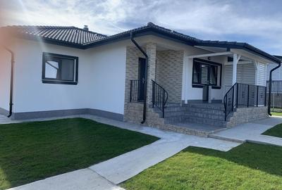 Casă cu 4 camere cu Teren 700 Mp în Valea Adâncă - 7