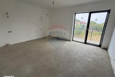 Casă cu 8 camere cu Teren 520 Mp în Balotești - 12