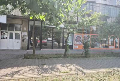 Spațiu comercial, de 50 mp, în Dacia