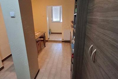 Vand apartament cu 4 cam. - 2