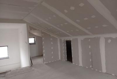 Casă cu 4 camere în Șendreni - 1