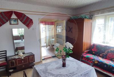 Casă cu 3 camere cu Teren 1361 Mp în Gârdani - 8