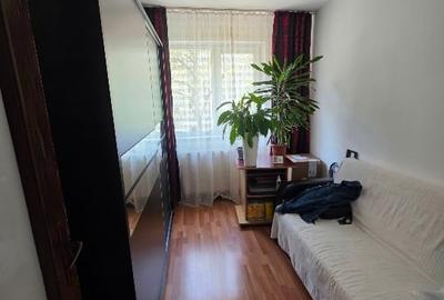 Apartament cu 3 camere semidecomandat, mobilat în Dacia - 5