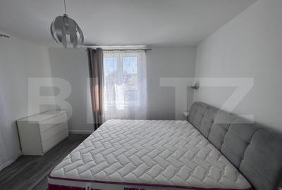 Casă cu 7 camere cu Teren 220 Mp în Central