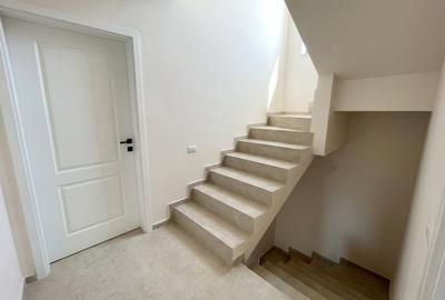 Casă individuală cu 4 camere cu Canalizare în Prelungirea Ghencea - 12