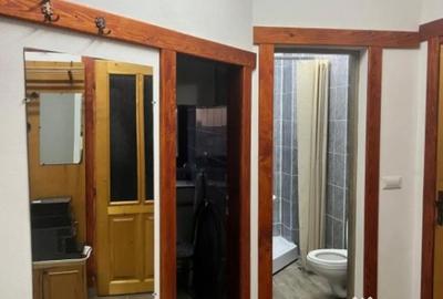 Spațiu comercial, de 67 mp, în Central - 4