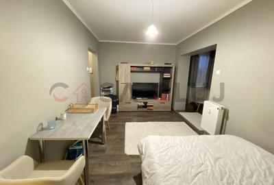 Garsonieră decomandată, mobilată în Central - 3