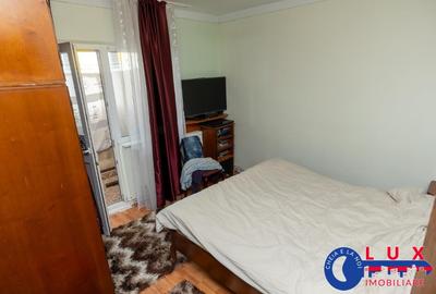 Apartament cu 3 camere decomandat în E3 - 17