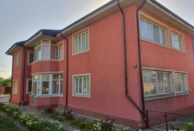 Casă cu 6 camere cu Teren 1000 Mp în Mărăcineni - 5