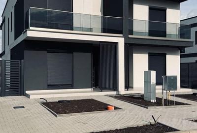 Casă cu 4 camere decomandat în Covaci - 5