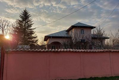 Vand Casa 4 camere, central, direct proprietar - 3