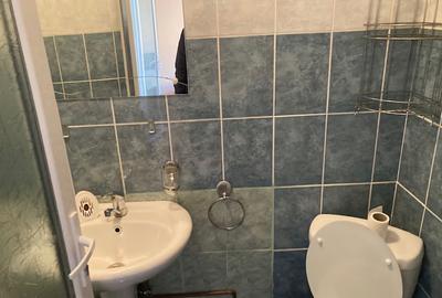 Garsonieră decomandata, situata la etajul 1 in cartierul Cedonia - 6