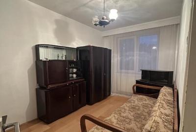 Apartament 3 camere, 56 mp, zona Decebal - 2