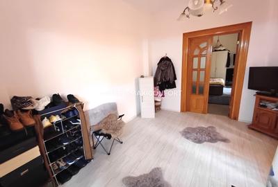 Casă cu 4 camere cu Garaj în Central - 3
