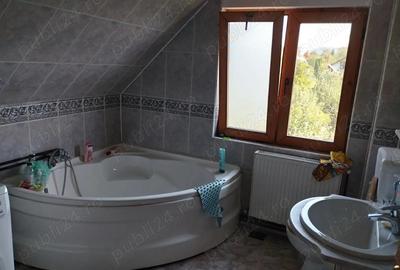 Breaza, casa in stil tirolez, zona insorita - 3