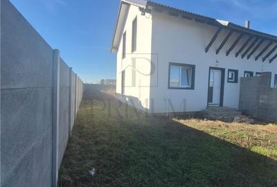 Casă cu 3 camere în Moșnița Veche - 2