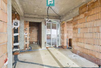 Penthouse cu terasă generoasă, în centrul Chișodei - 4