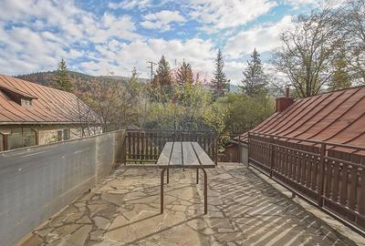 Casă cu 8 camere cu Teren 485 Mp în Central - 28