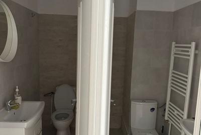 Apartament cu 2 camere decomandat în Central - 2