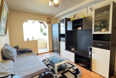 Apartament cu 3 camere semidecomandat în Alexandru cel Bun - 2