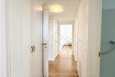 Apartament cu 3 camere decomandat în Calea Dumbrăvii - 9