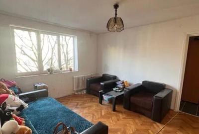 Apartament cu 2 camere semidecomandat în Brazda lui Novac