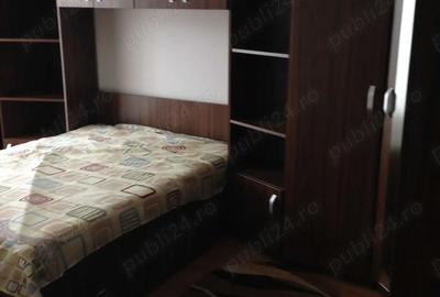 Apartament cu 3 camere decomandat în Vitrometan - 2