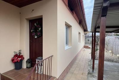 O căsuța cocheta, cu o atmosfera primitoare și calda - 5