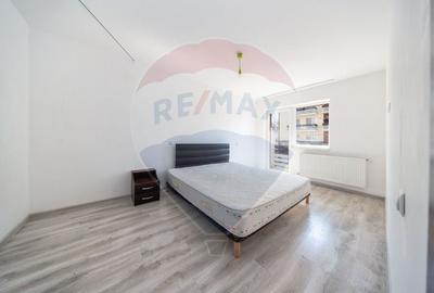 Apartament cu 3 camere decomandat în Sânpetru - 14