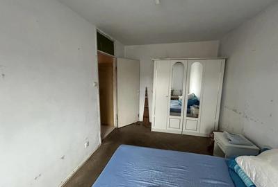 Vand apart.3 cam.decom.Micalca,Piata Miorita, et.4 din 4. - 6