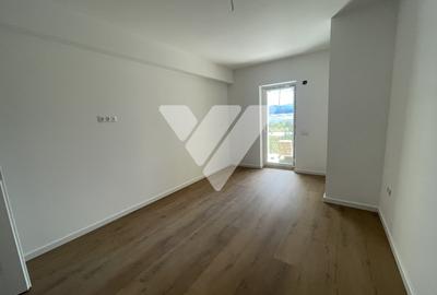 Apartament cu 3 camere 2 bai, etaj 1 zona Vest Sibiu - 2