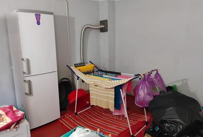 Casă cu 4 camere cu Canalizare în Apollo - 11