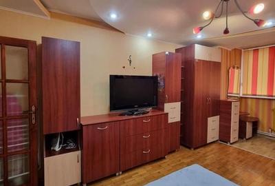 Apartament cu 2 camere, mobilat si utilat - Tiglina 2, parter langa IPJ - 12
