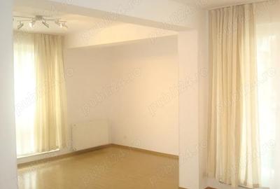 Spațiu comercial, de 78 mp, în Tei - 2