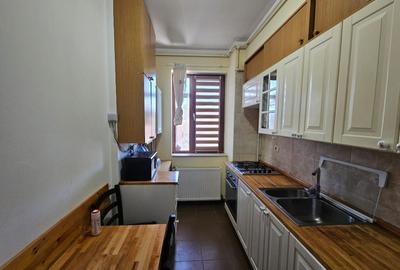 Apartament cu 3 camere decomandat în Găvana Platou - 10