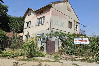 Casa de vanzare P+1E