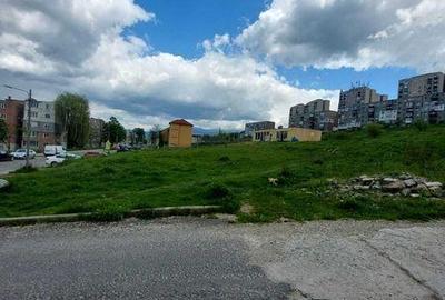 Teren de 10700 mp, în Central - 3