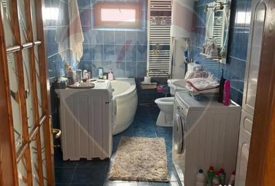 Casă cu 7 camere cu Canalizare în Mândrești-Munteni - 13